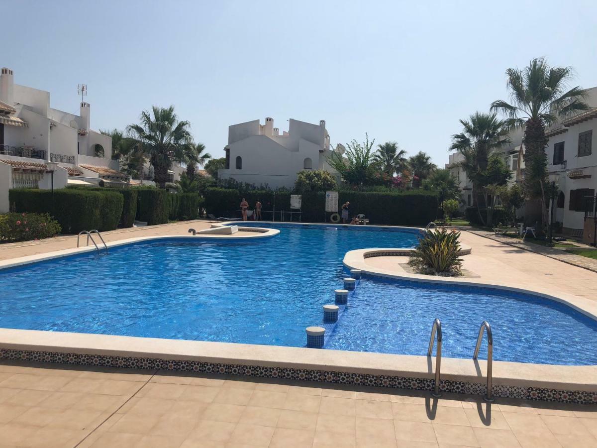 Cabo Roig Holiday House Экстерьер фото